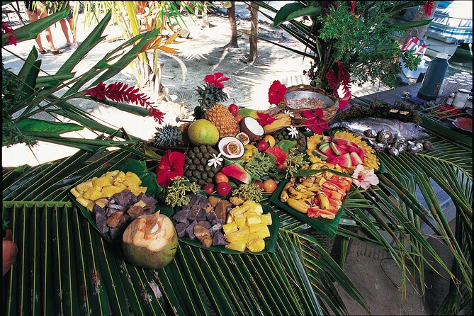 Tahaa Lagoon Tour -Departure Raiatea-Small groups (max 12 p) - Rum, tastings, and a local production stop