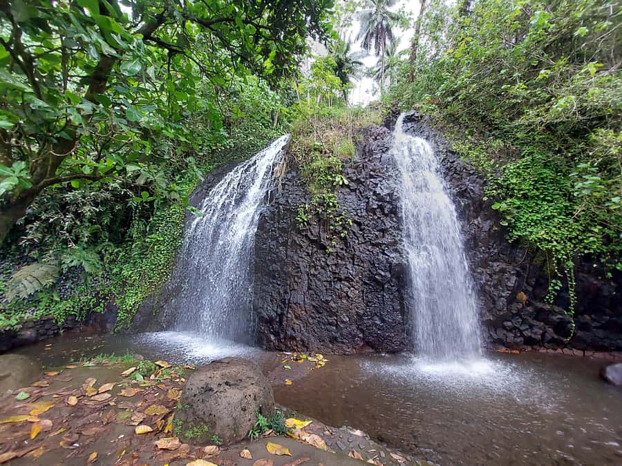 Tahiti Classical Coastal Full Day Private Tour - Maraa Caves and Taharuu’s black sand