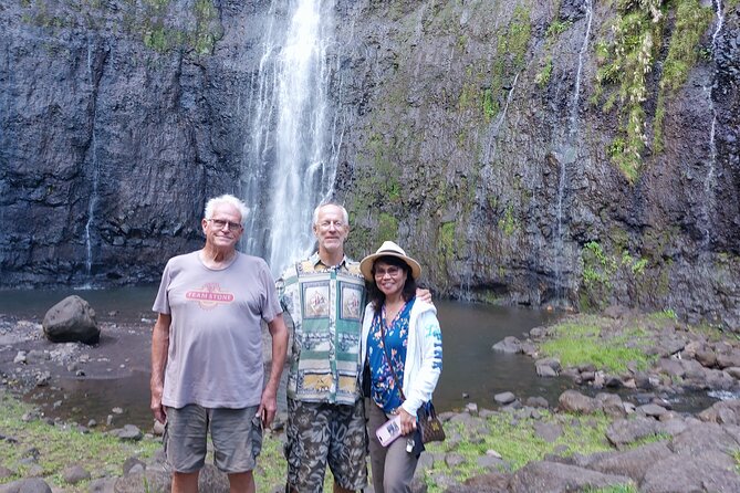 Tahiti Full Day Private Coastal Tour - Maraa Grotto, Taharuu Beach, and the southern coast