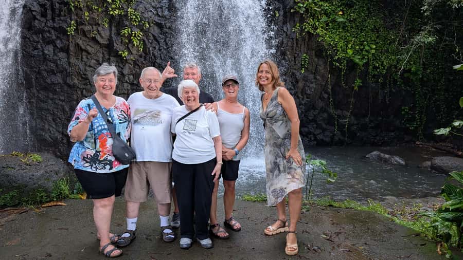 Tahiti Half Day Small Group Circle Tour - Waterfalls & Caves - Key points at a glance