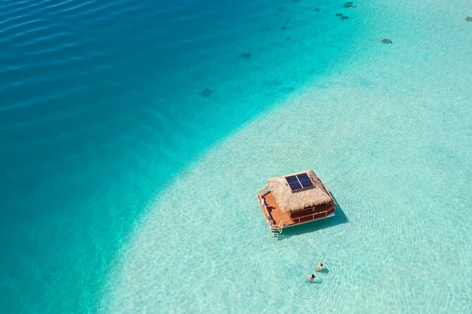 Tahiti Lagoon Vaimareva Private Boat cruise - The Punaauia sandbank and the lagoon’s quieter side