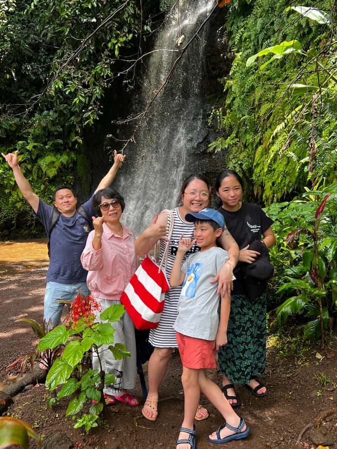 Tahiti: Unique Full Day West Coast, Combo Tour to Teahupoo - Monoi oil at Tahitian Secrets in Papara