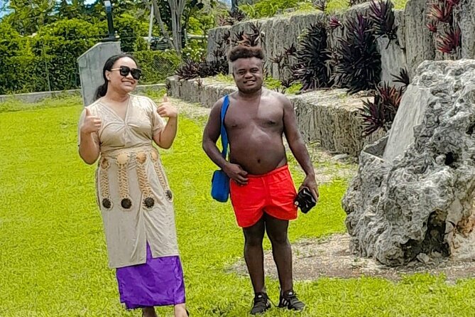 Tongatapu Island Tour - Royal Tonga in Nuku’alofa: palace, tombs, crafts, and market