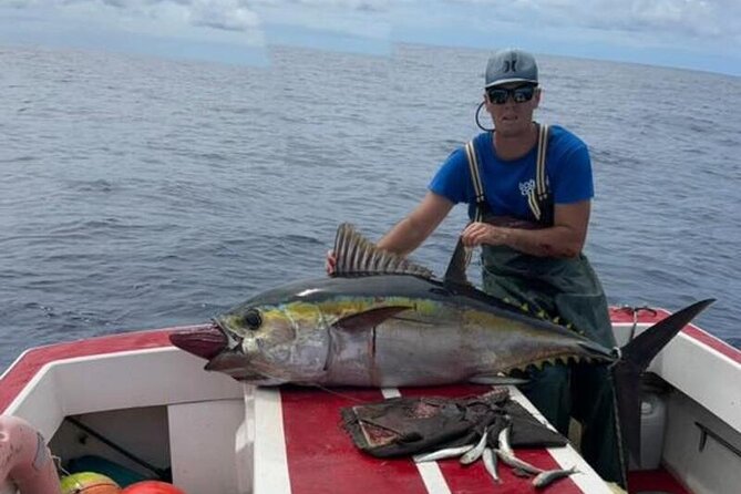 Wholesale Fishing in Poti Marara at Tahiti Teahupoo Peninsula - Is $327.95 a fair price?